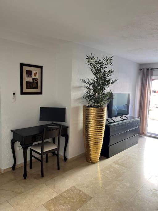 Apartment Prime Location In Center Marbella